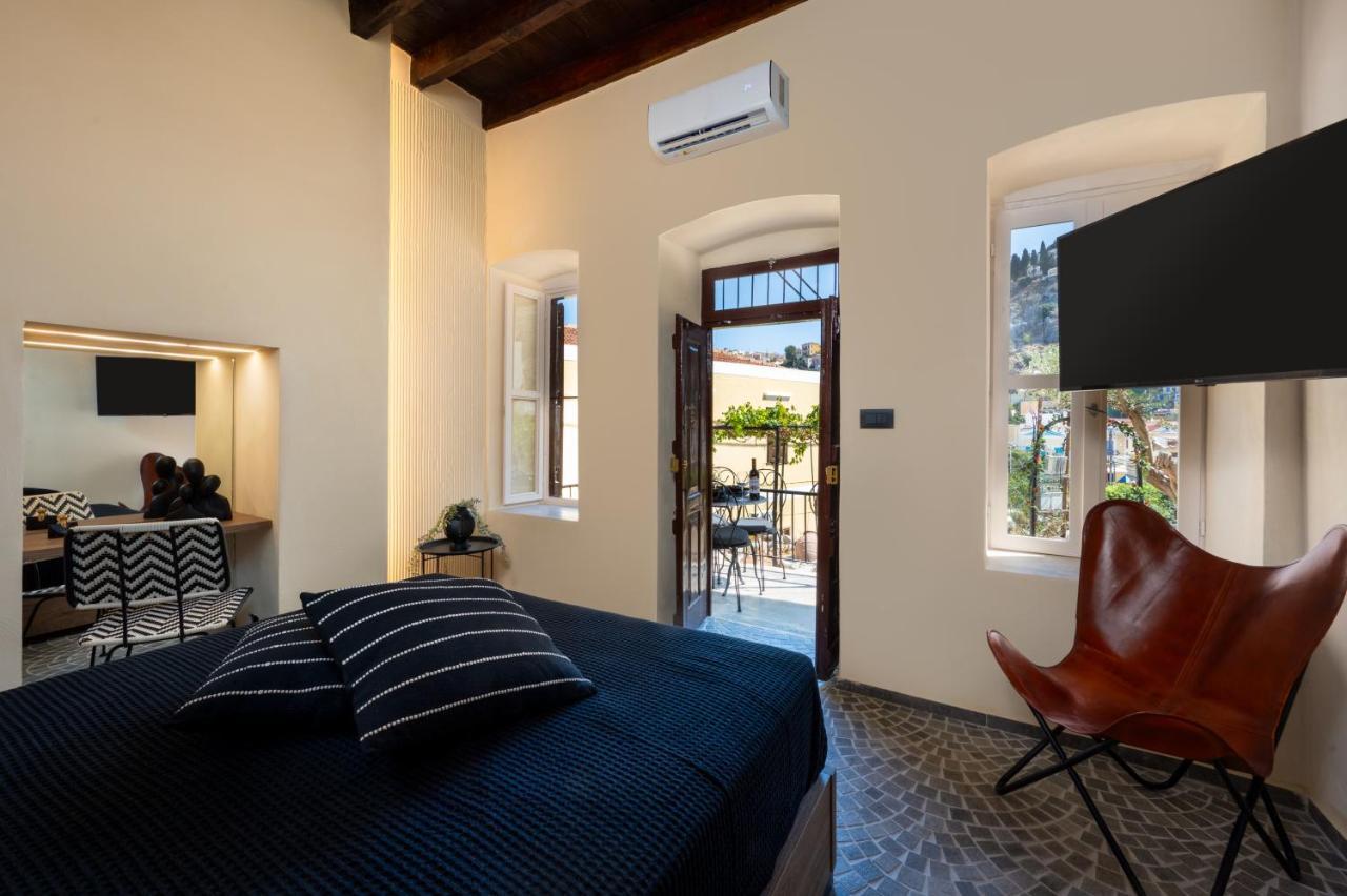 Townhall Apartment Đảo Sými Ngoại thất bức ảnh