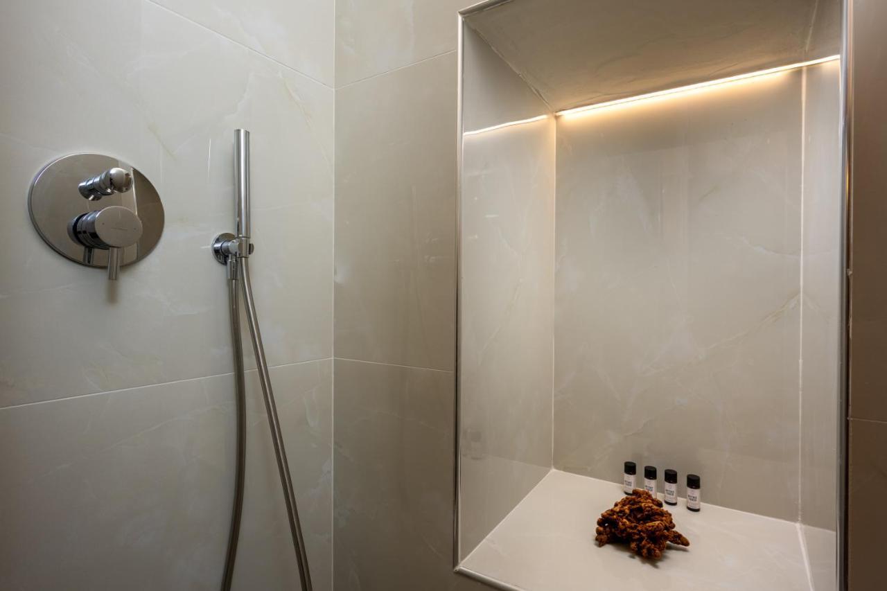 Townhall Apartment Đảo Sými Ngoại thất bức ảnh